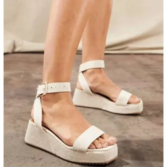 NWT ASOS Design Wide Fit Tati Flatform Sandals in Natural Fabrication US 11/UK 9 - Picture 3 of 4